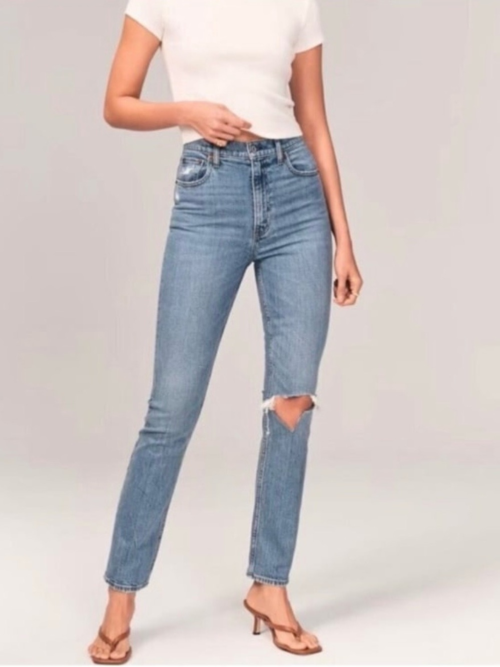 ABERCROMBIE & FITCH The 90s Slim Straight Ultra High Rise Jeans size 28 / 6 R